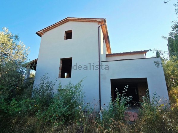 casa indipendente in vendita a Monte San Savino