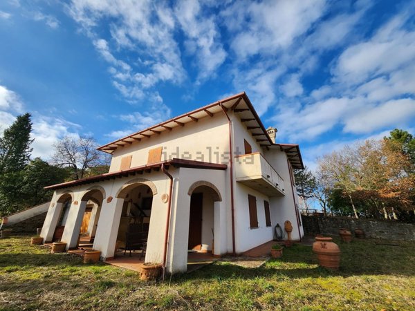 casa indipendente in vendita a Monte San Savino