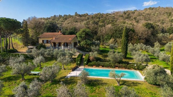 casa indipendente in vendita a Monte San Savino