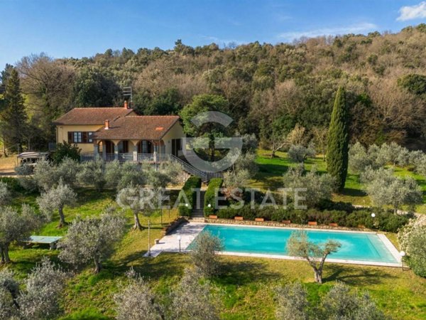 casa indipendente in vendita a Monte San Savino