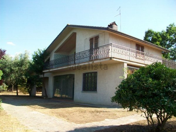 casa indipendente in vendita a Monte San Savino