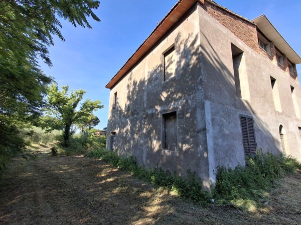 casale in vendita a Monte San Savino in zona Alberoro