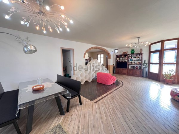 casa indipendente in vendita a Monte San Savino in zona Montagnano