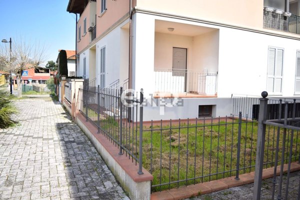 appartamento in vendita a Monte San Savino in zona Alberoro