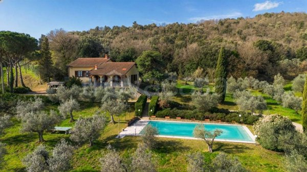 casa indipendente in vendita a Monte San Savino