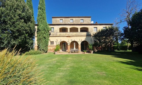casale in vendita a Monte San Savino in zona Verniana