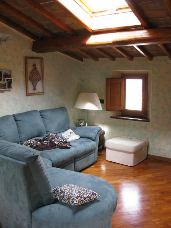 appartamento in vendita a Montevarchi in zona Moncioni