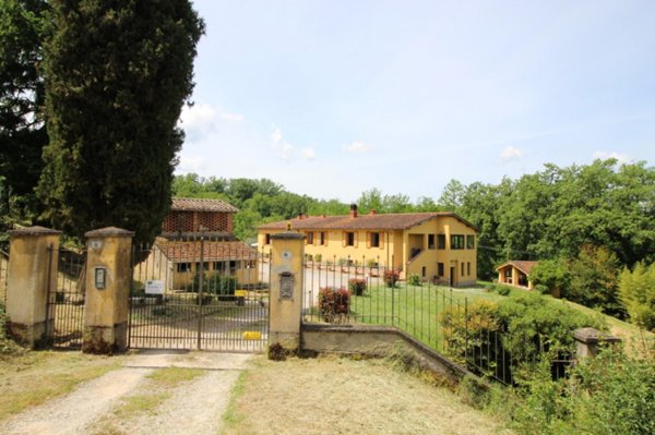 casa indipendente in vendita a Montevarchi