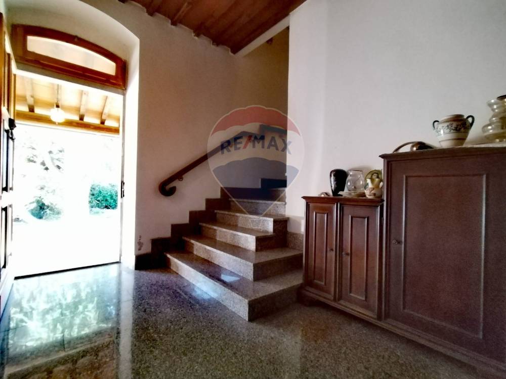casa indipendente in vendita a Montevarchi
