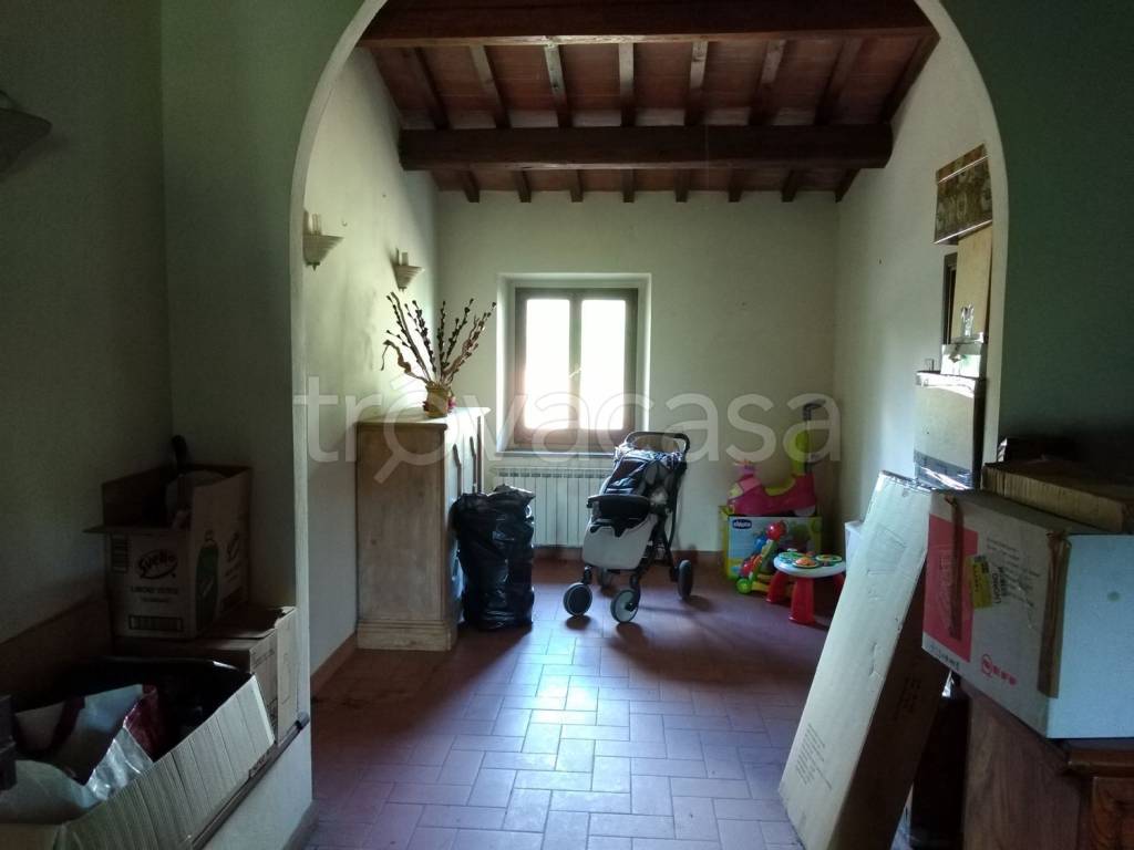 casa indipendente in vendita a Montevarchi