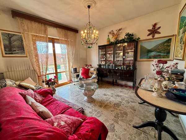 appartamento in vendita a Montevarchi in zona Levane
