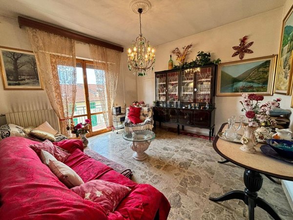 appartamento in vendita a Montevarchi in zona Levane