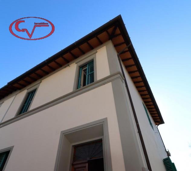 casa indipendente in vendita a Montevarchi