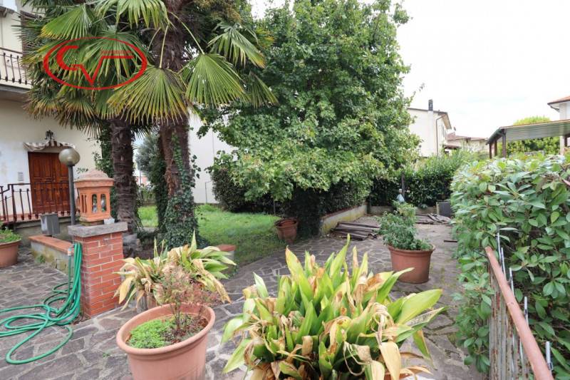 casa indipendente in vendita a Montevarchi in zona Levanella