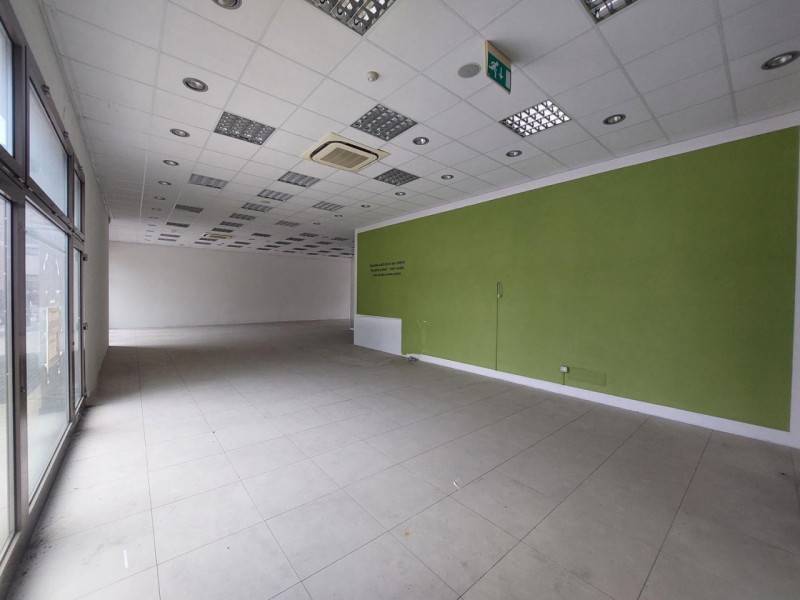 negozio in vendita a Montevarchi