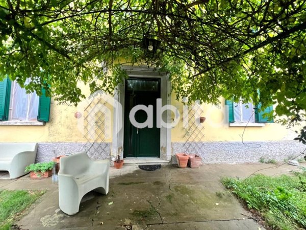 casa indipendente in vendita a Montevarchi in zona Caposelvi