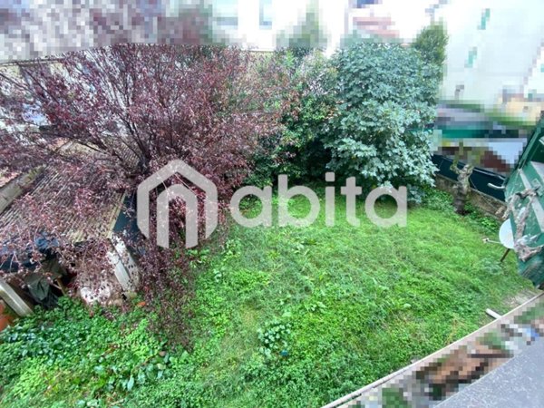 casa indipendente in vendita a Montevarchi