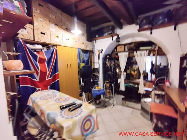 appartamento in vendita a Montevarchi in zona Caposelvi