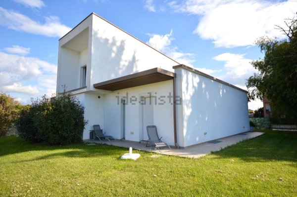 casa indipendente in vendita a Montevarchi