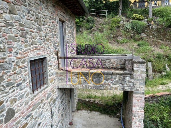 casale in vendita a Montevarchi