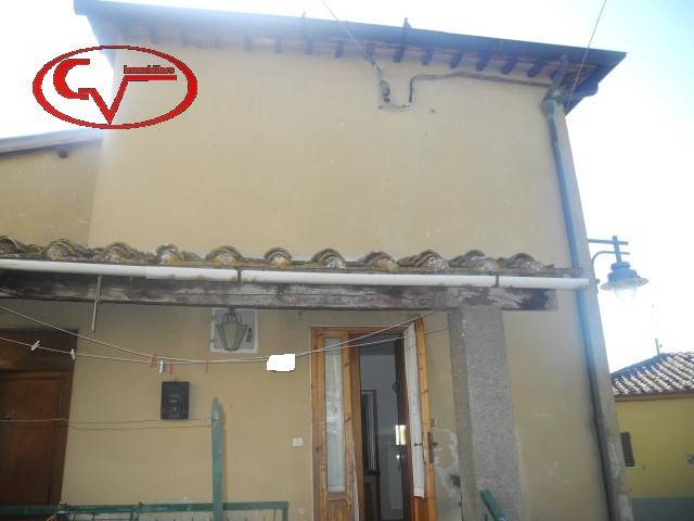 casa indipendente in vendita a Montevarchi in zona Rendola