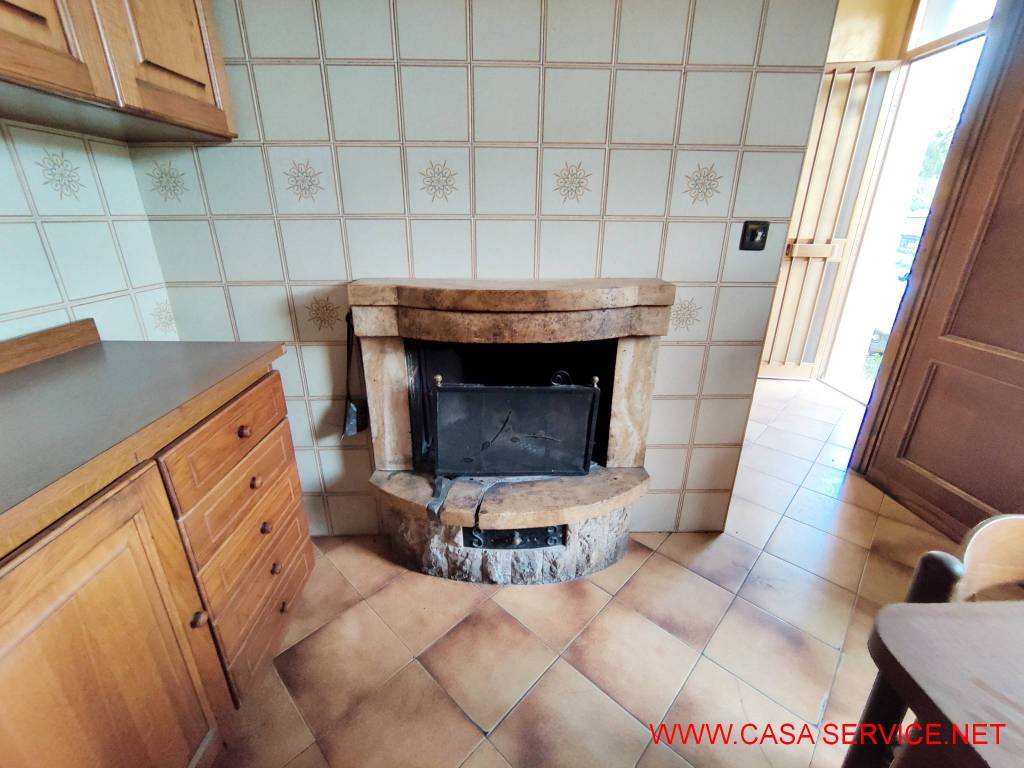 appartamento in vendita a Montevarchi in zona Levane