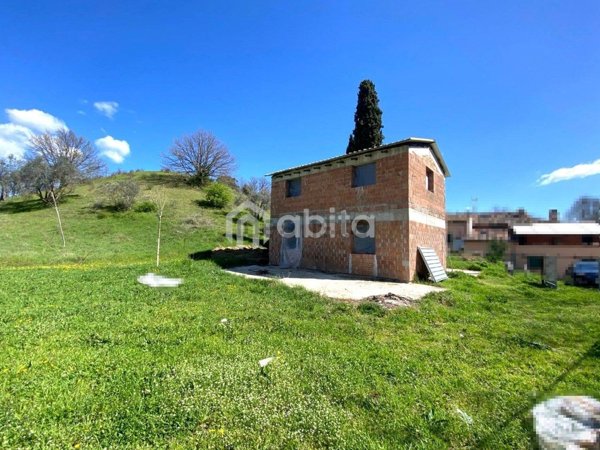 casa indipendente in vendita a Montevarchi in zona Levane