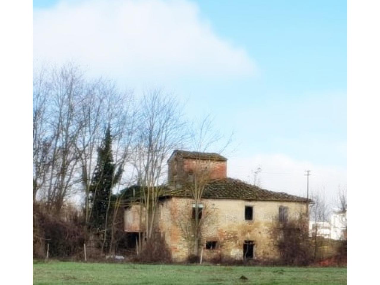 casa indipendente in vendita a Montevarchi