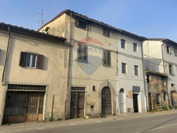 casa semindipendente in vendita a Montevarchi in zona Levanella