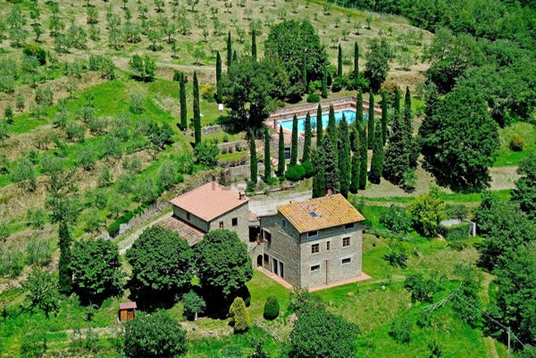 casa indipendente in vendita a Montevarchi