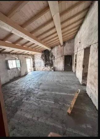 appartamento in vendita a Montevarchi in zona Levanella