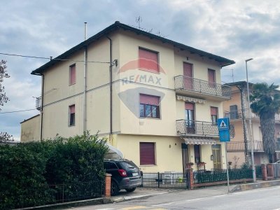 appartamento in vendita a Montevarchi in zona Levanella