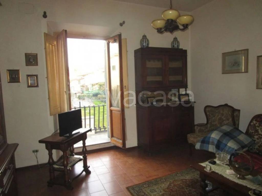 appartamento in vendita a Montevarchi in zona Levane