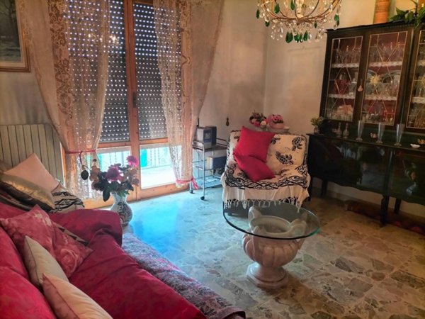 appartamento in vendita a Montevarchi in zona Levane