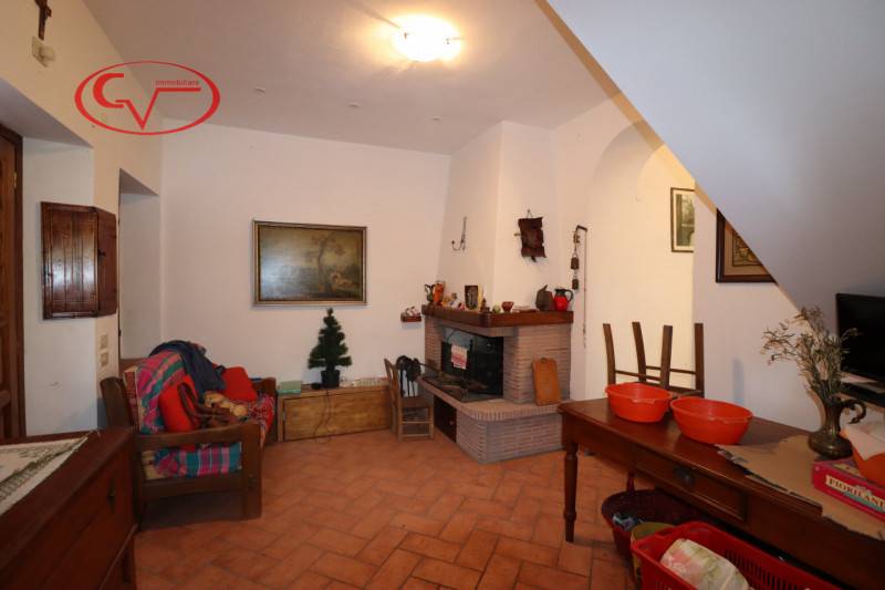 casa semindipendente in vendita a Montevarchi in zona Moncioni