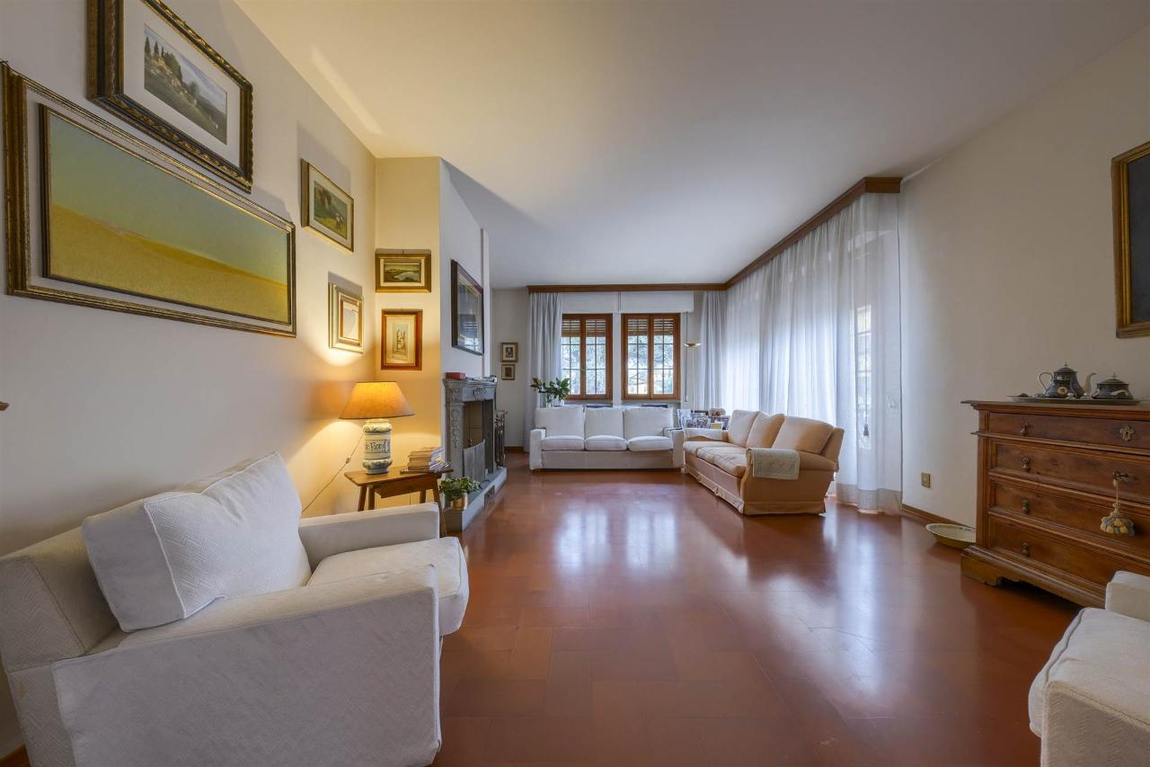 casa indipendente in vendita a Montevarchi