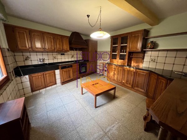 appartamento in vendita a Montevarchi in zona Levanella