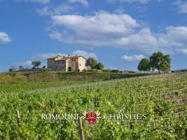 casa indipendente in vendita a Montevarchi