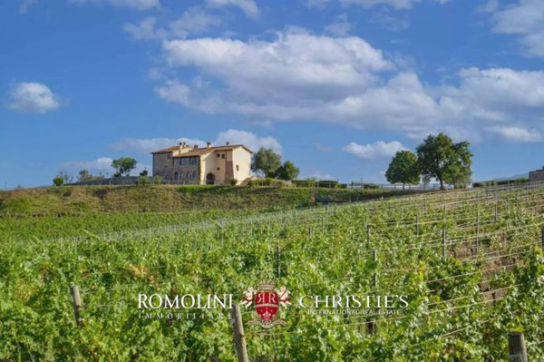 casa indipendente in vendita a Montevarchi