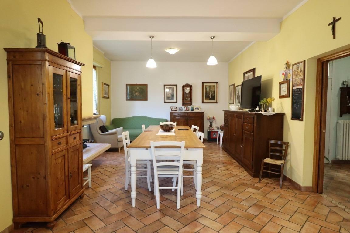 appartamento in vendita a Montevarchi in zona Levane