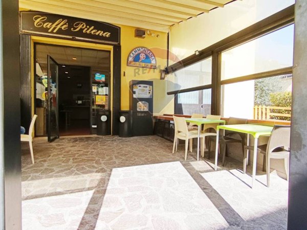 negozio in vendita a Montevarchi