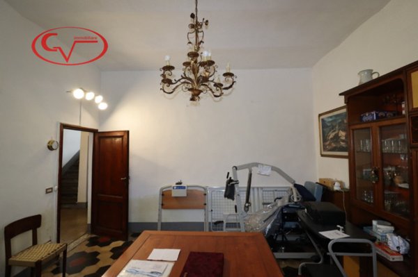 casa indipendente in vendita a Montevarchi