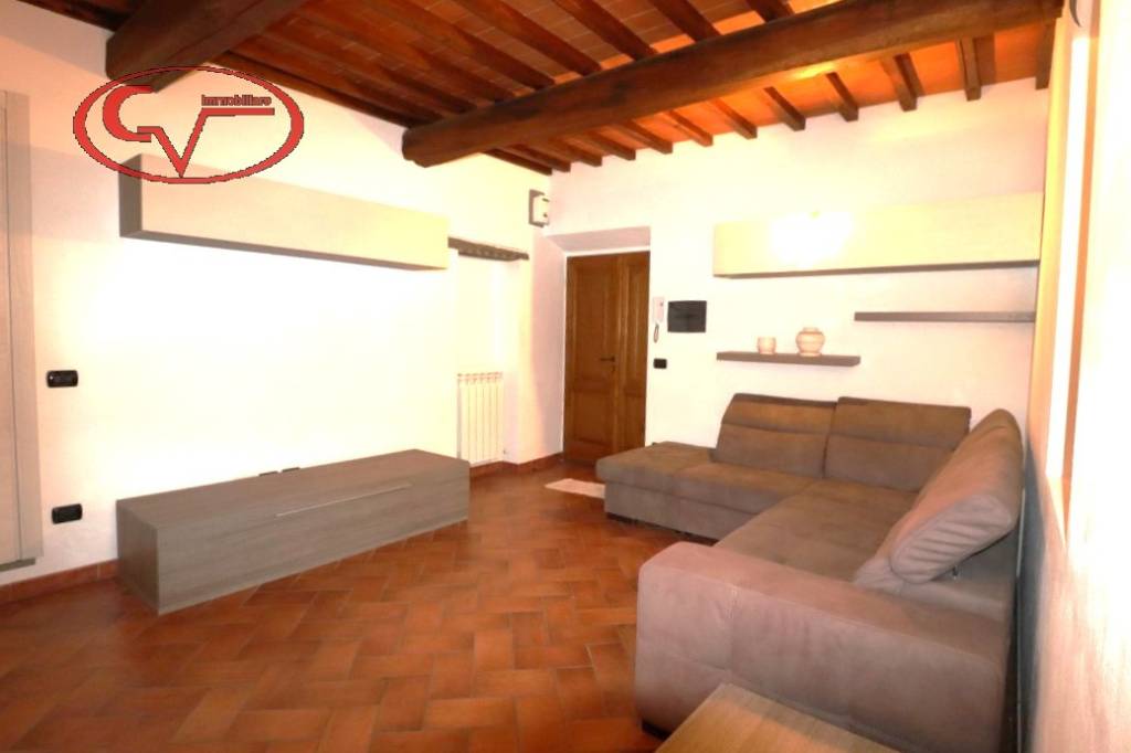 casa indipendente in vendita a Montevarchi