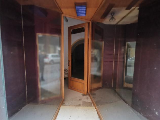 negozio in vendita a Montevarchi