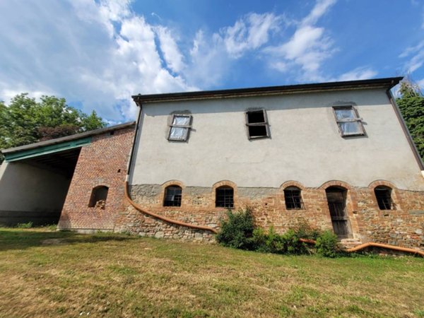 casa indipendente in vendita a Montevarchi