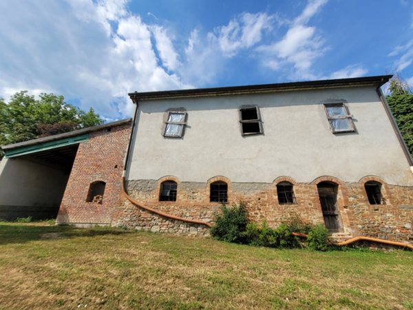 casa indipendente in vendita a Montevarchi