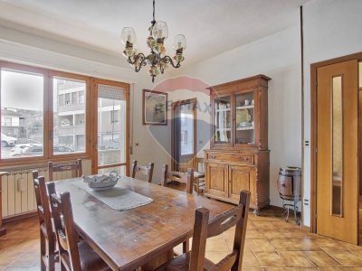 appartamento in vendita a Montevarchi in zona Levanella