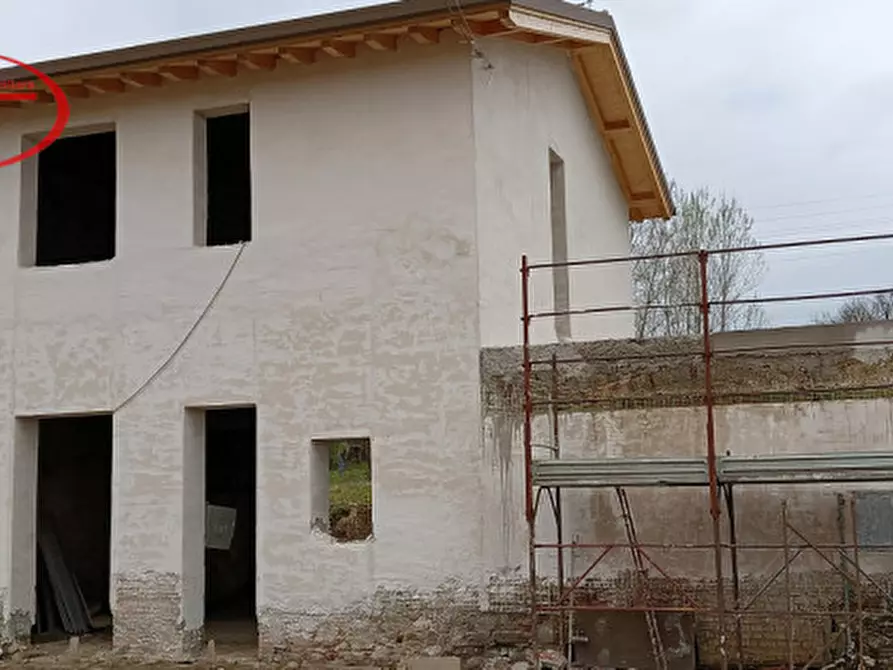casa indipendente in vendita a Montevarchi