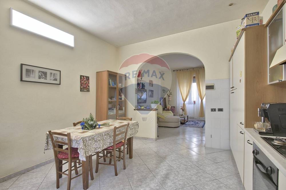 appartamento in vendita a Montevarchi in zona Levane
