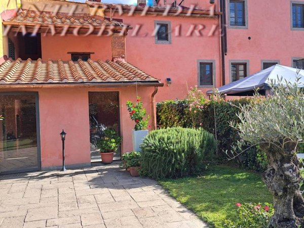 appartamento in vendita a Montevarchi in zona Levanella